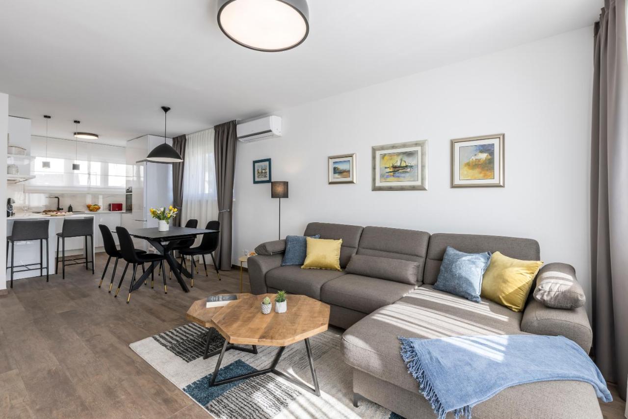 Apartament Domus Mea *